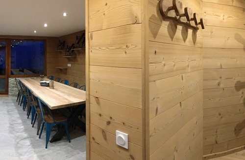 Val-Thorens Apartment | CHARMING 96m2 APARTMENT ON THE SLOPES (SLEEPS 12, 5 SHOWERS 3 WC) VAL THORENS