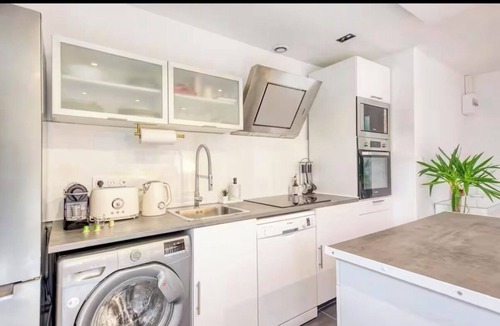 Montmagny Apartment | Charming AC Studio Near Paris – Quick Access 30 min to Central Paris