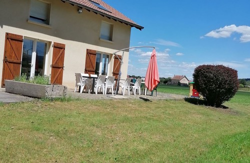 Anould Cottage | Charming Accessible Cottage: Fireplace, Private Garden, Near Nature & Towns
