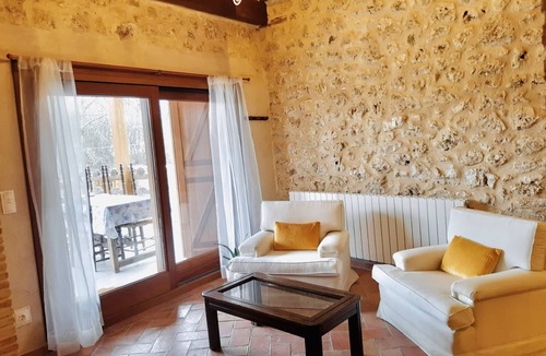Aldeasona House | Charming accommodation, next to Ribera del Duero and Hoces del Duratón