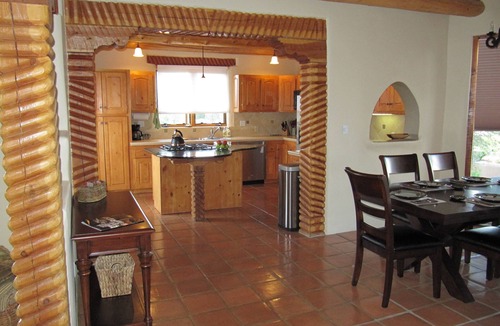 El Prado House | Charming Adobe Between Taos And Taos Ski Valley