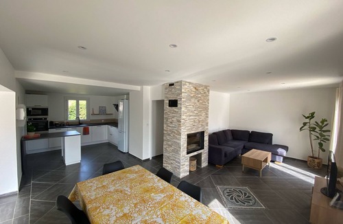 Gareoult Villa | Charming air-conditioned villa with private pool, in a peaceful setting.
