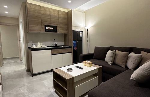 Al Swaifyeh Apartment | Charming Amman Apartment with Modern Ameniti