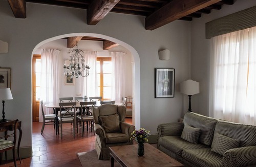 Crespina House | Charming and comfortable apartment in organic winery