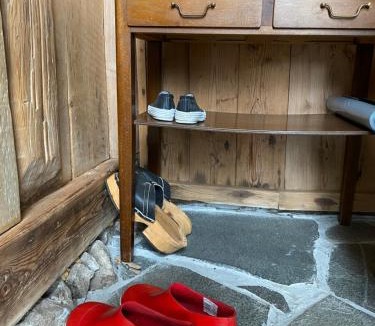 Kvivik House | Charming and Authentic Heritage Retreat in Kvívík - right next to the river