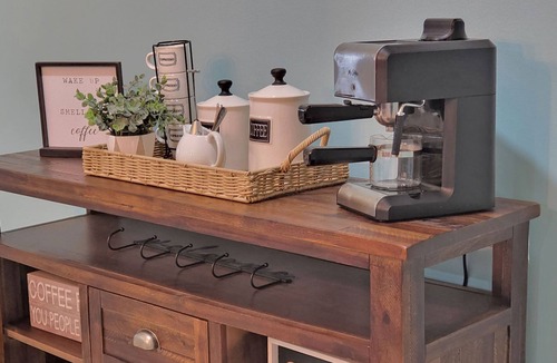 Bloomingdale House | Charming and Bright Family Home