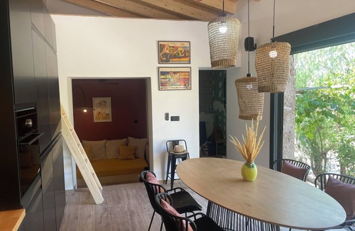 Caudete House | Charming and cozy country house in Caudete with amazing swimming pool.