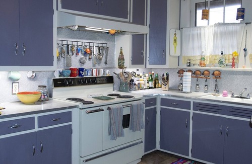 Vollintine-Evergreen House | Charming And Eclectic 1925 Bungalow