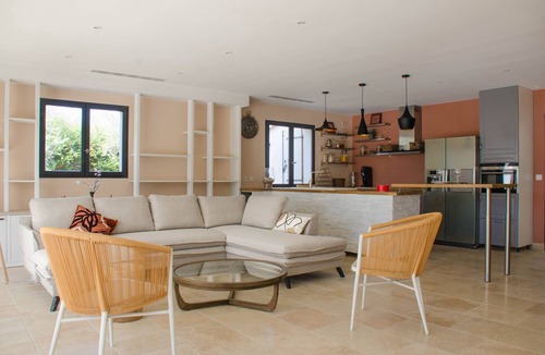 Tarascon Villa | Charming and elegant villa