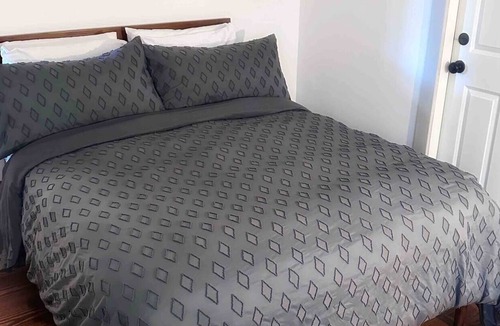 College Hill Apartment | Charming and Historic College Hill Apartment on Benefit Street