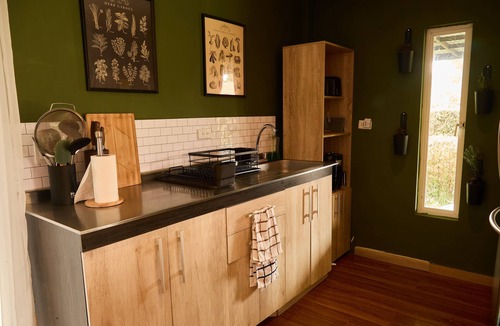 Medellin House | Charming and Luxury 3-bedroom house with WiFi in enjoyable Medellín