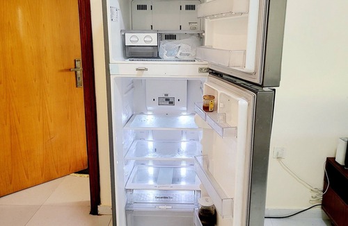 Al Qasimia Apartment | Charming and spacious 2-bedroom apartment with 2 bathrooms, kitchen and balcony.