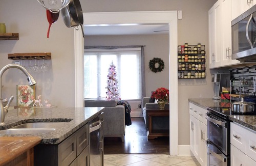 Near South House | Charming and Spacious 4-bedroom house near Downtown Lincoln. Great Family Space.