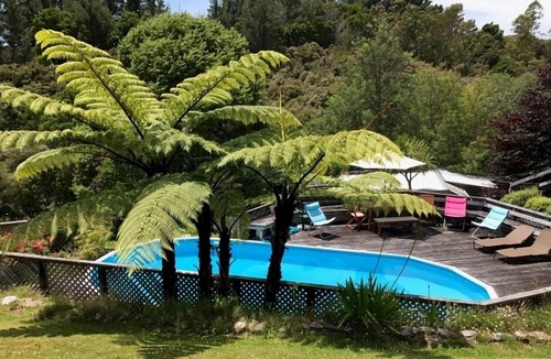 Parapara House | Charming and spacious holiday hideaway with pool