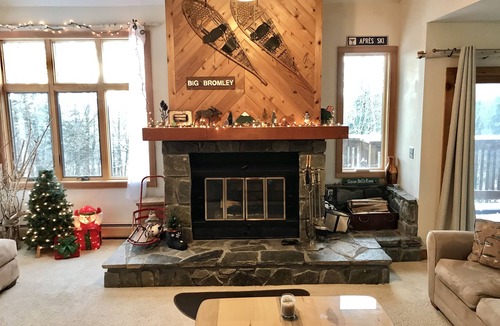 Bromley Mountain House | Charming and Warm Bromley Mountainside Home - Seasonal Rental