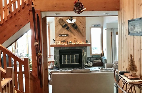 Bromley Mountain House | Charming and Warm Bromley Mountainside Home - Seasonal Rental