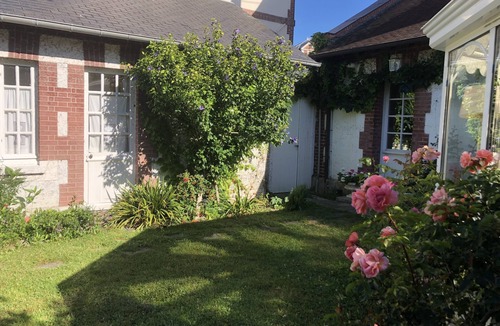 Houlgate Villa | Charming Anglo-Norman villa in Houlgate - 3 minutes from the beach (sleeps 8)