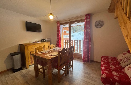 Thollon-les-Memises Apartment | Charming apartment near slopes with parking