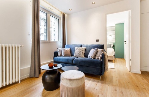Hopital Saint-Louis Apartment | Charming apartment - 1BR/4P - Canal St Martin