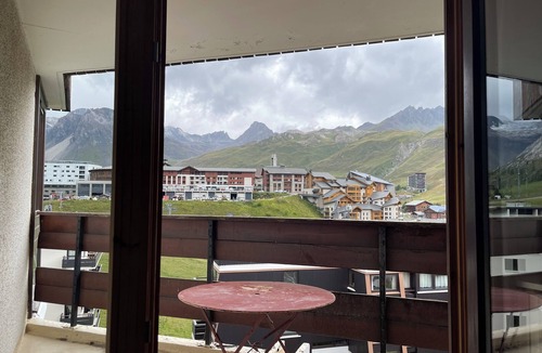 Les Almes Apartment | Charming apartment at the foot of the slopes