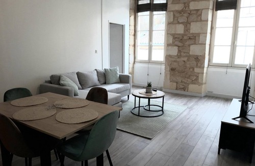 Blaye Apartment | Charming apartment close to the Citadelle, ideal for discovering the region