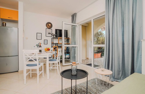 Cizici Apartment | Charming apartment for 2-4 people in Cizici in Soline Bay - contact the owner