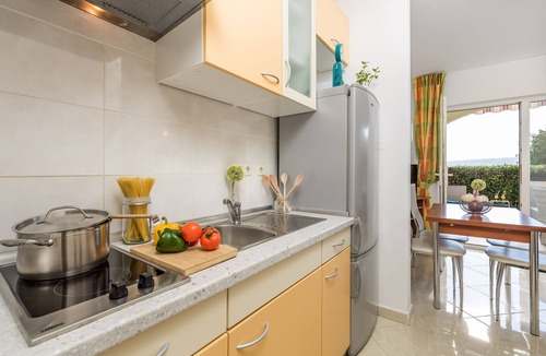Cizici Apartment | Charming apartment for 2-4 people in Cizici in Soline Bay - contact the owner