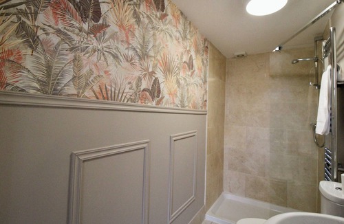 Basingstoke Apartment | Charming apartment with courtyard garden