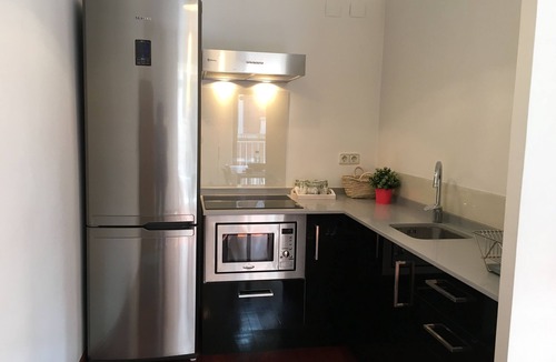 Sant Francesc Apartment | Charming apartment in the center of Valencia with views of the Cathedral.