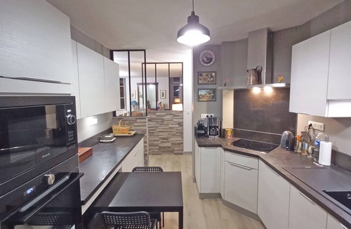 Langres Apartment | Charming apartment in the heart of the Cité