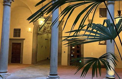 Santa Croce Apartment | Charming apartment in the heart of the historic center of Florence