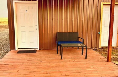 Browning Apartment | Charming apartment near GNP!
