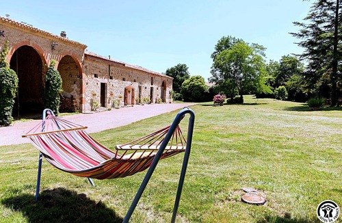 Calmont Apartment | Charming apartment Pool table, garden & fireplace Canal du Midi