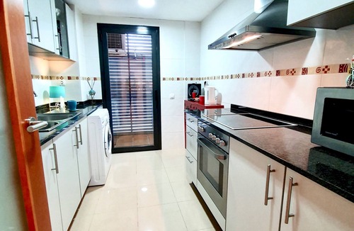 Deltebre Apartment | Charming Apartment Surrounded by Nature Cerquita del Rio Ebro