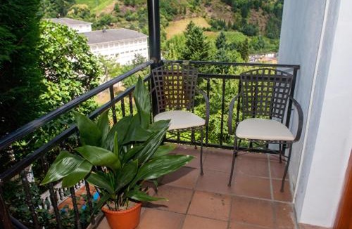 Ibias Municipality Apartment | Charming apartment with pool in San Antolin 30 m² and garden