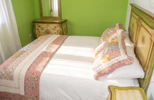 Ibias Municipality Apartment | Charming apartment with pool in San Antolin 30 m² and garden