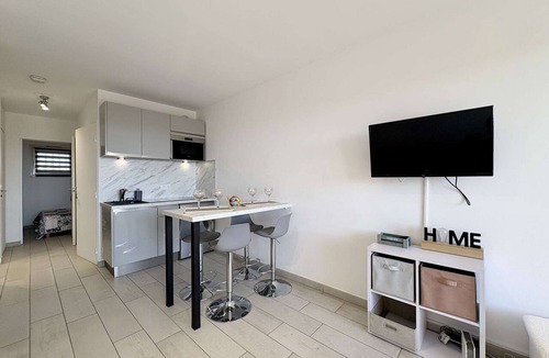 Plaine de la Brague Apartment | Charming apartment with sea view - 4 guests