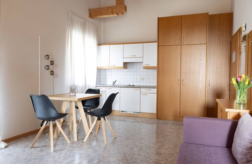Marlengo Apartment | Charming Apartment with Balcony and Stunning Mountain Views at Residence Margreth