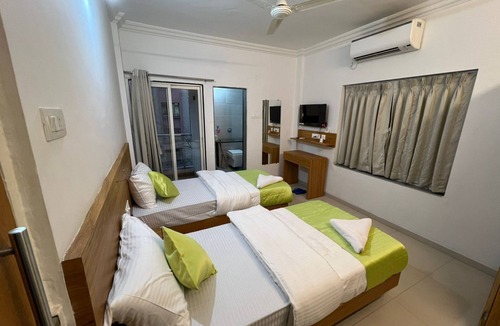Kharadi House | Charming Appartment with 2 bedrooms and WiFi, AC in enjoyable Pune