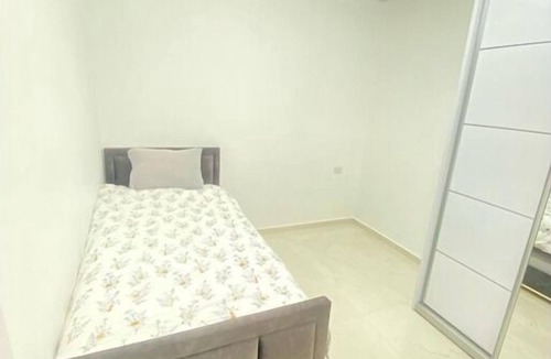 Netanya Apartment | Charming apt steps to the beach