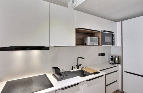 Grenelle Apartment | Charming apt with balcony near Champs de Mars, AC, elevator, insurance incl.