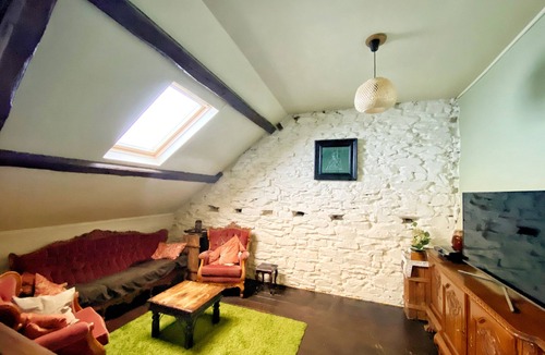 Our House | Charming ardennic gite with cozy pellet stove, close to beautiful hiking trails