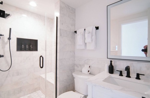 Penrose House | Charming Arlington home.
