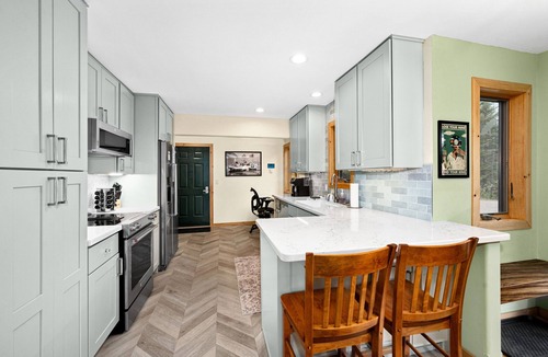 Grand Marais House | Charming Artistic Getaway! Fireplace, Arcade,Trail