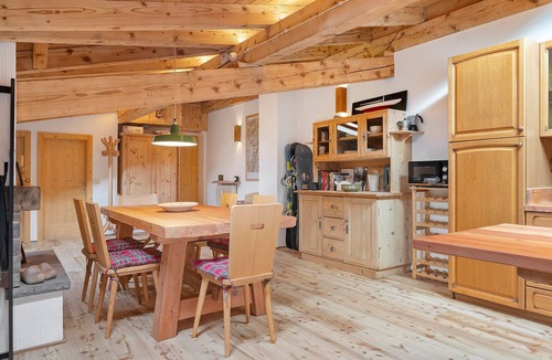 Ragoli House | Charming Attic in Valli Di Borzago