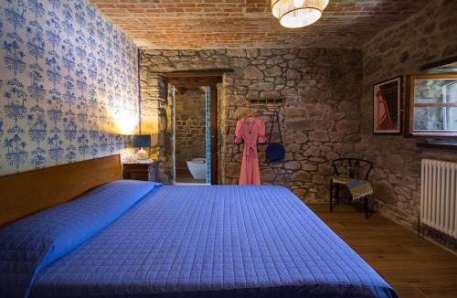 Borgo Val di Taro Villa | Charming & Authentic Stone House La Brugna