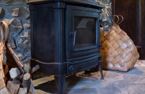 Borgo Val di Taro Villa | Charming & Authentic Stone House La Brugna