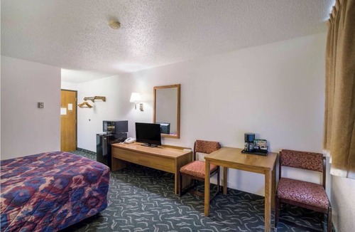 Medora Bed & Breakfast | Charming B&B Loacated actual driving 30 MILES FROM MEDORA AND PARK ENTERANCEi-94