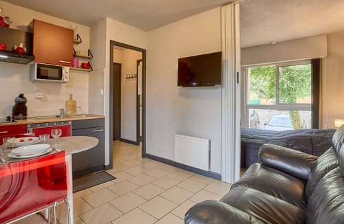 Barbotan-les-Thermes Apartment | Charming bright apartment, terrace, free parking, pets allowed