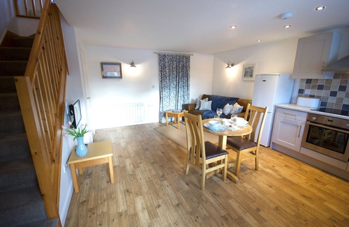 Hurdlow Apartment | Charming barn Conversion with 1 Double Bedroom in the beautiful Peak District countryside. Sleeps 2